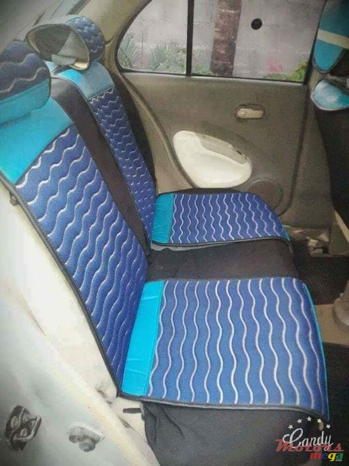 2005' Nissan March photo #4