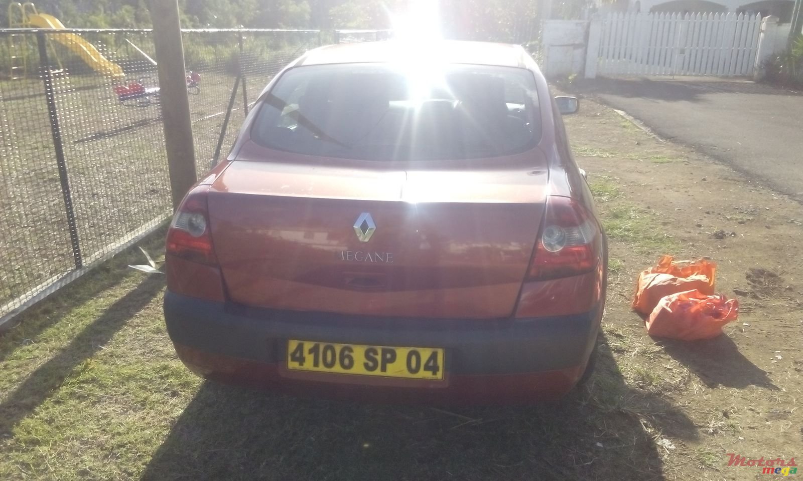 2004' Renault Megane photo #3