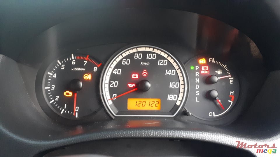 2007' Suzuki Swift photo #7