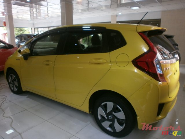 2013' Honda Fit Aria photo #3