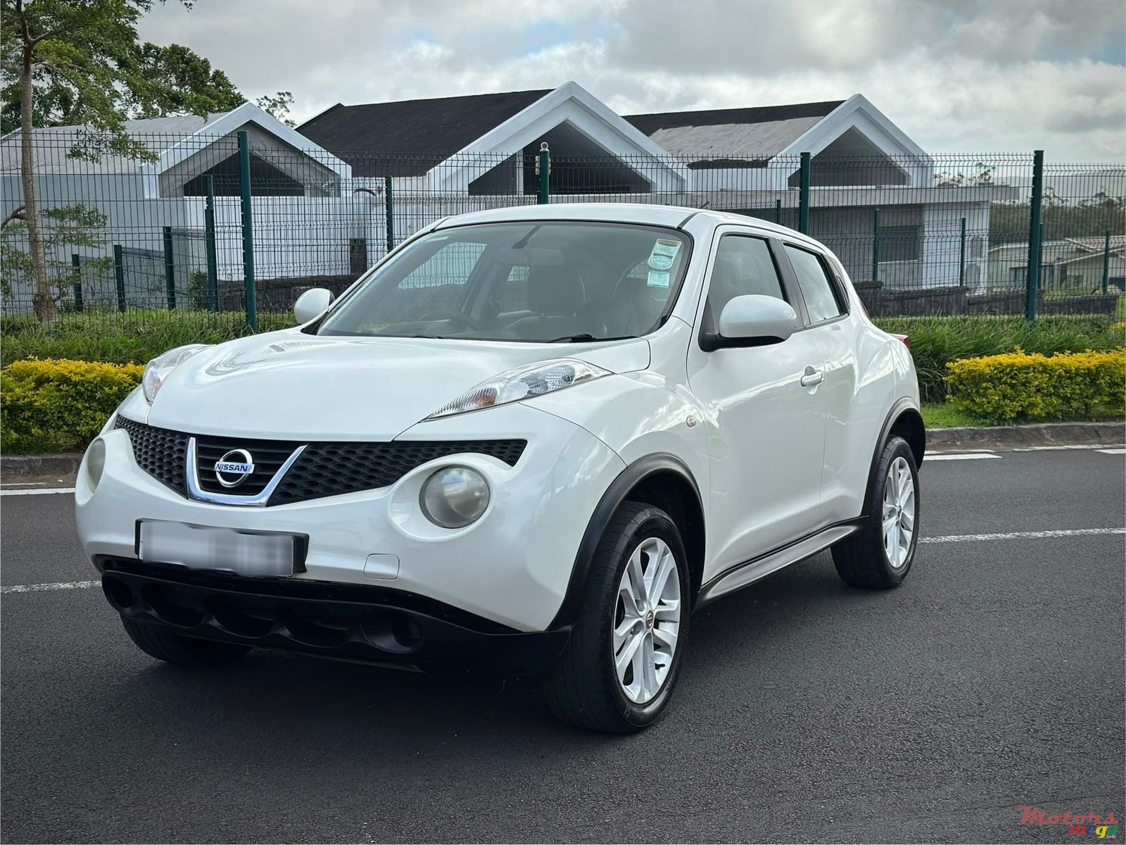 2013' Nissan Juke photo #2