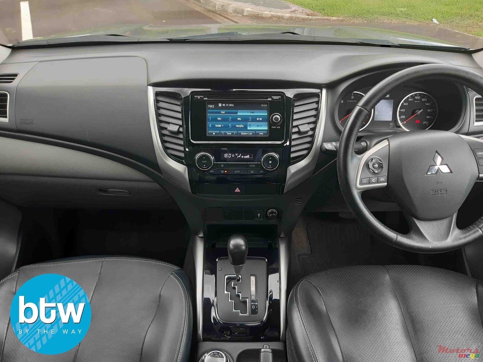 2016' Mitsubishi L 200 176bhp photo #6