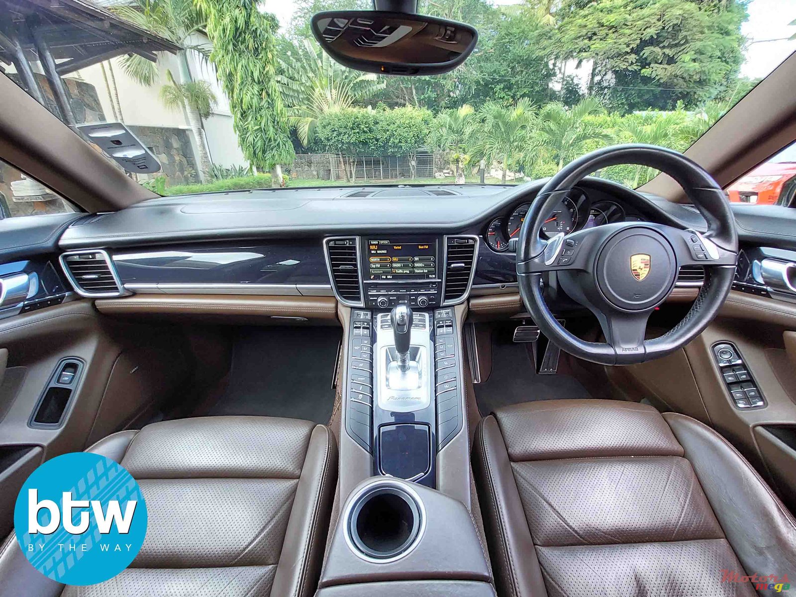 2016' Porsche Panamera photo #6