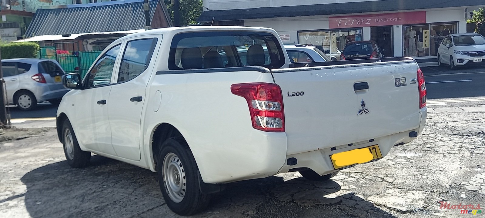 2017' Mitsubishi L 200 photo #3