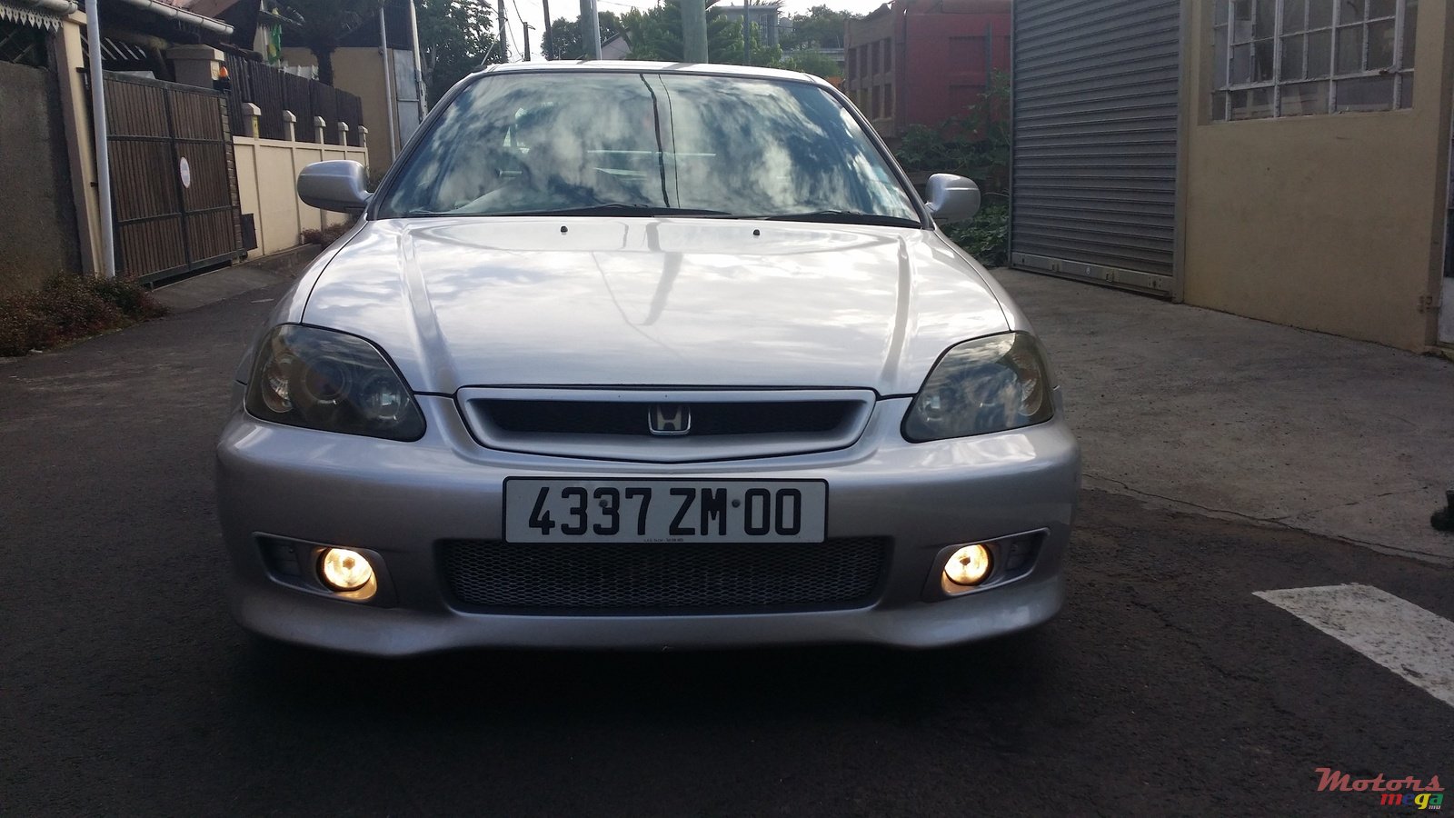 2000' Honda Civic photo #1