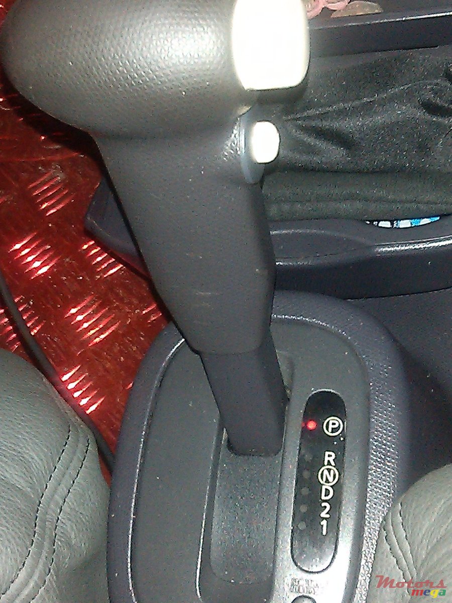 2003' Nissan Micra sport photo #6