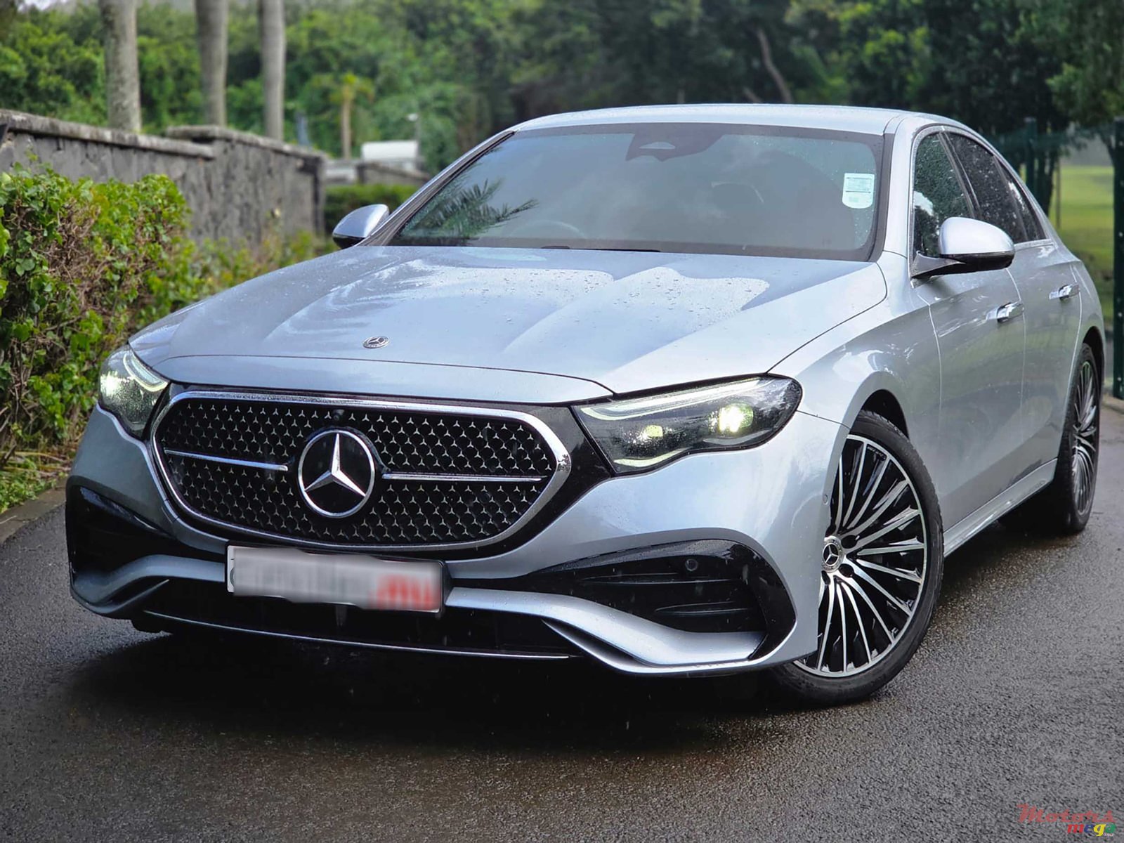 2024' Mercedes-Benz E 200 AMG Line photo #1