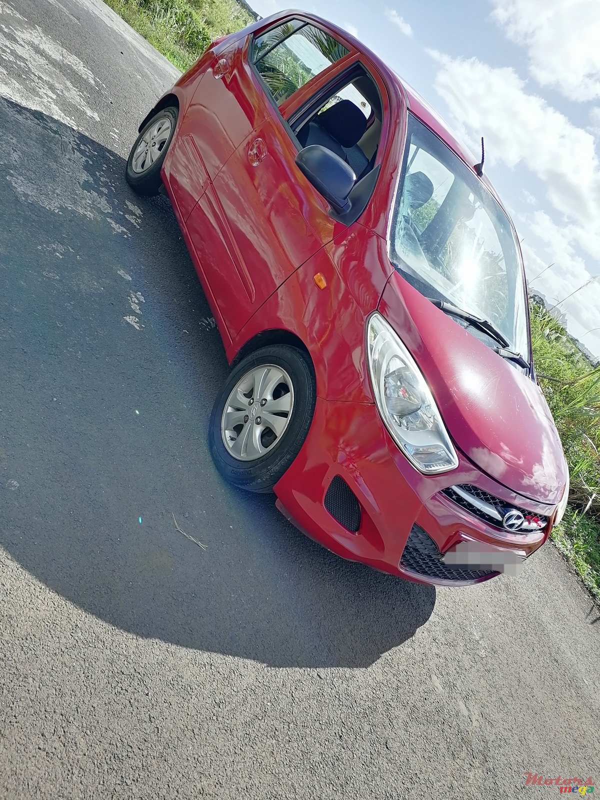 2012' Hyundai i10 photo #3