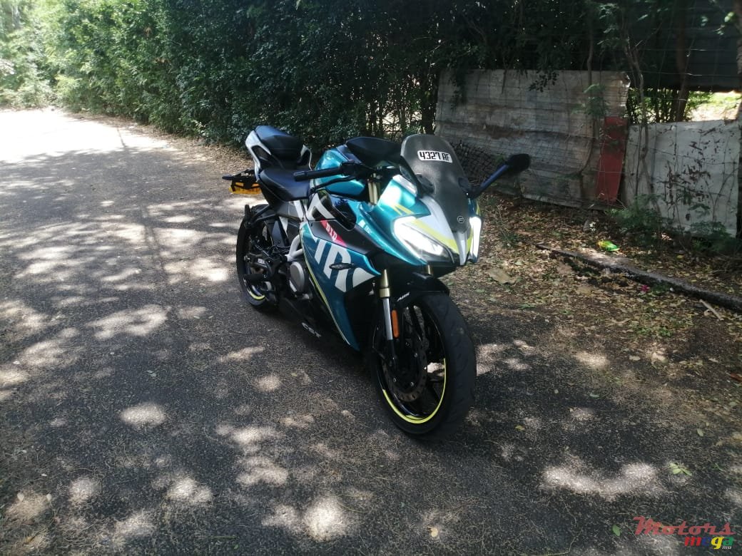 2021' CF Moto 250 sr photo #1