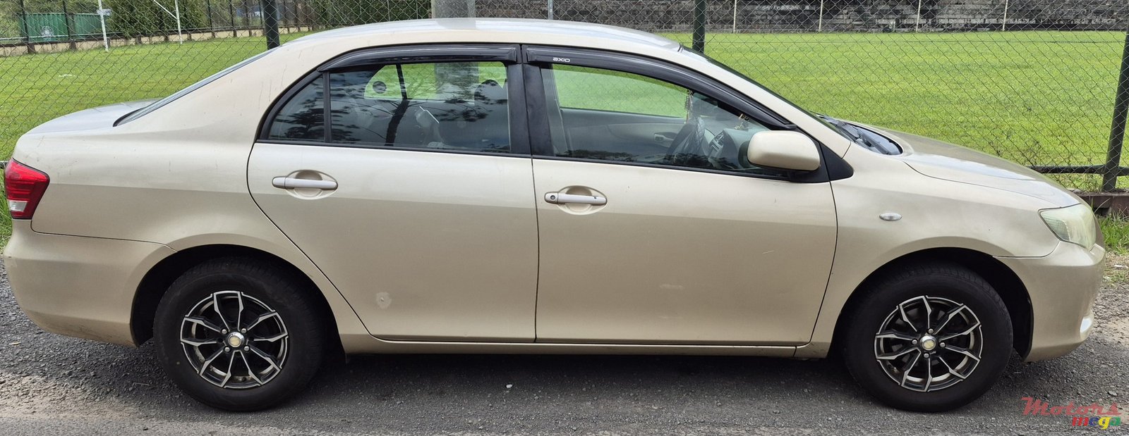 2008' Toyota Axio photo #2