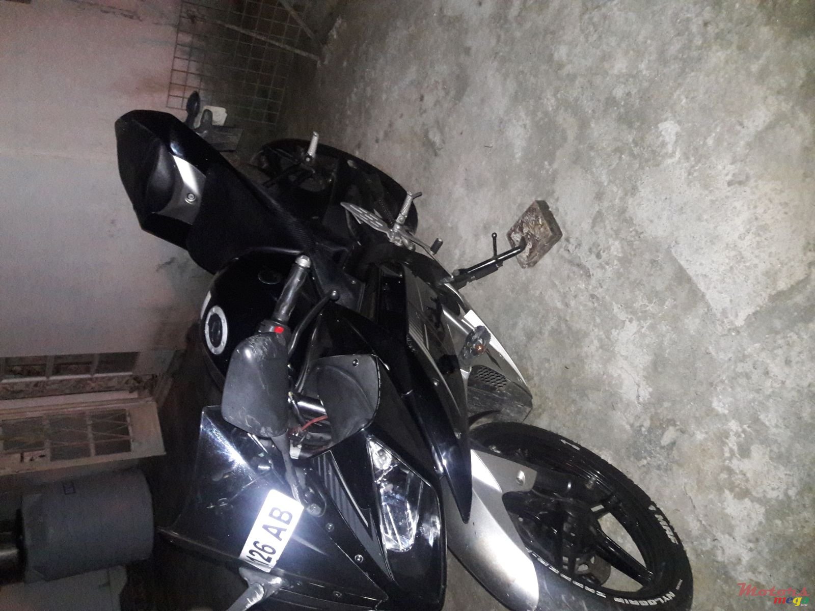 2016' Yamaha R15 photo #2