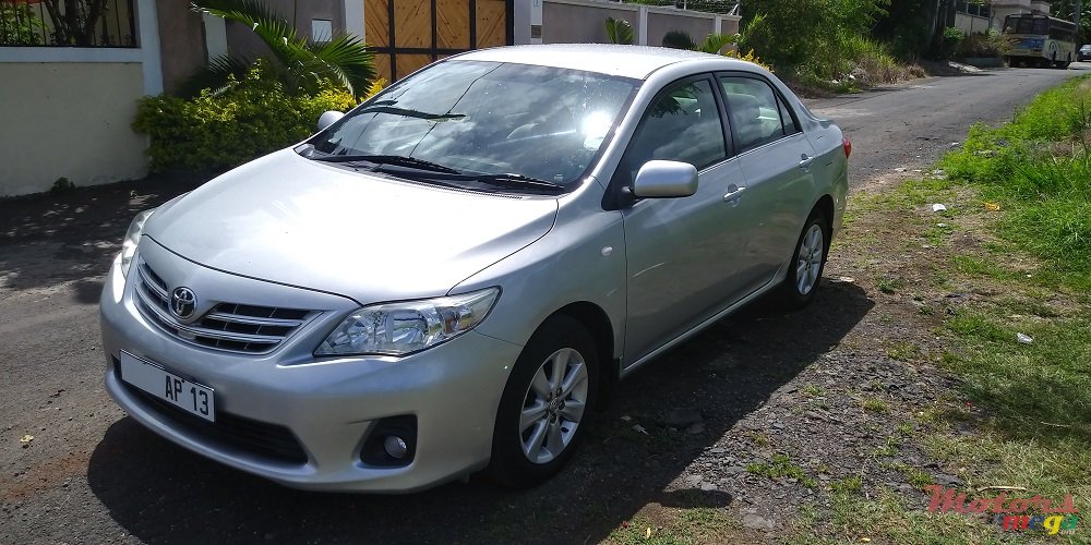 2013' Toyota Corolla 1.5 GLI photo #2