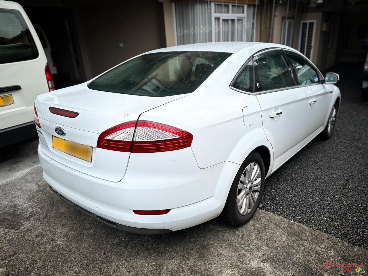 2010' Ford Mondeo photo #4
