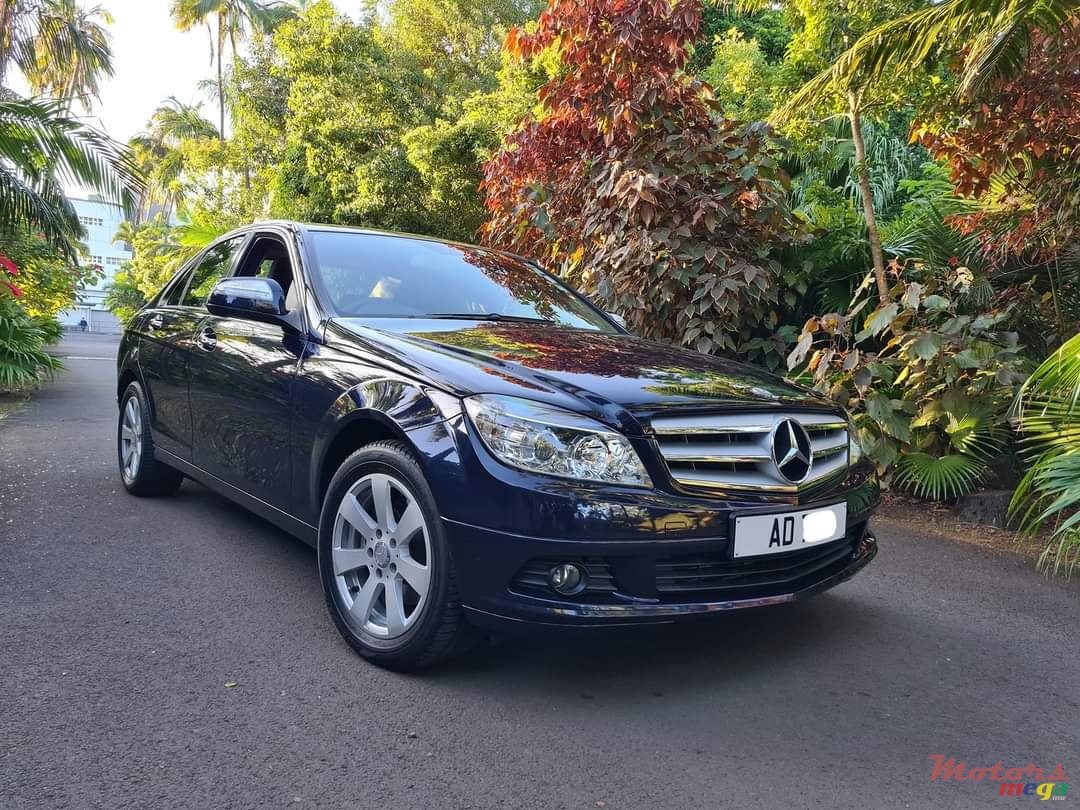 2008' Mercedes-Benz C 200 Kompressor photo #1