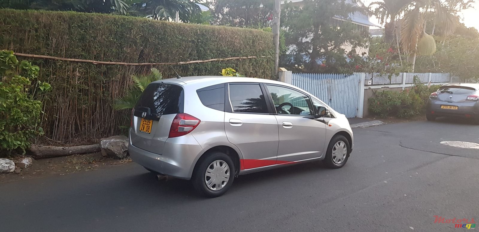 2008' Honda Fit photo #2