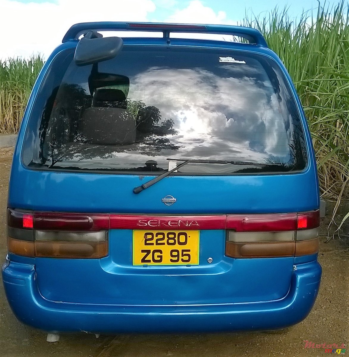 1995' Nissan Serena photo #4