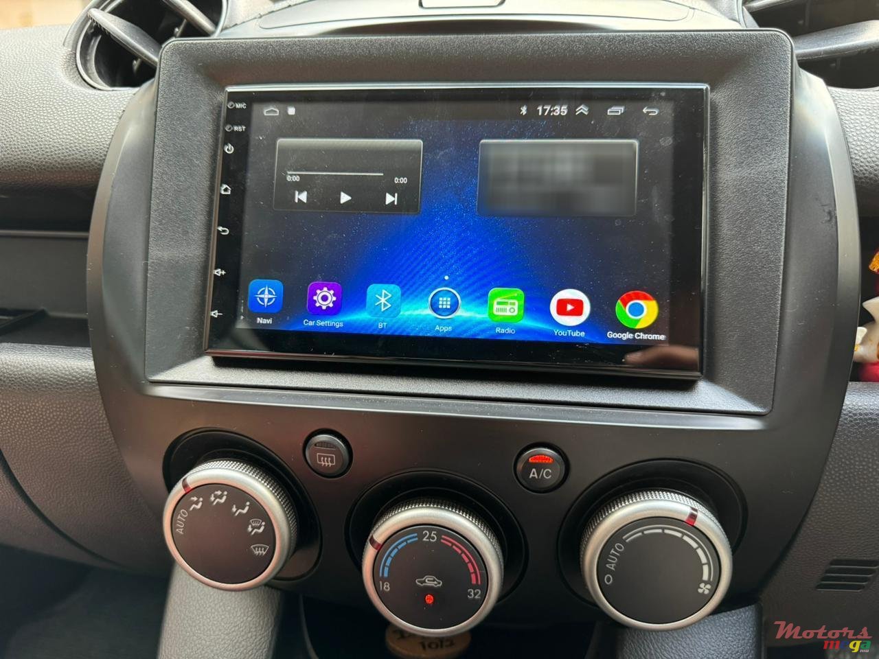 2010' Mazda Demio 1.5L DOHC Sport photo #6