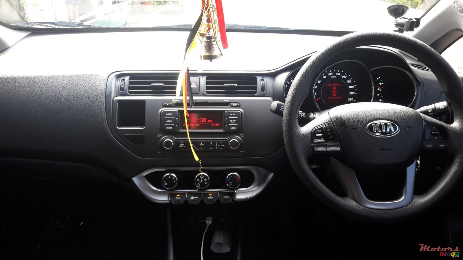 2014' Kia Rio5 photo #3