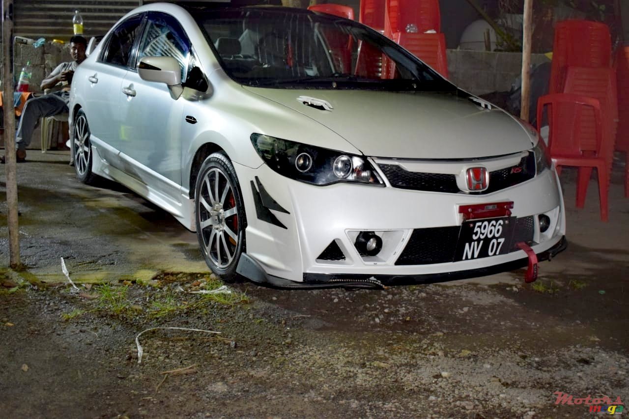 2007' Honda Civic photo #2