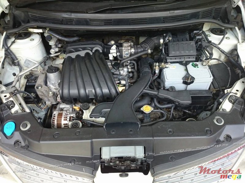 2007' Nissan Tiida photo #5