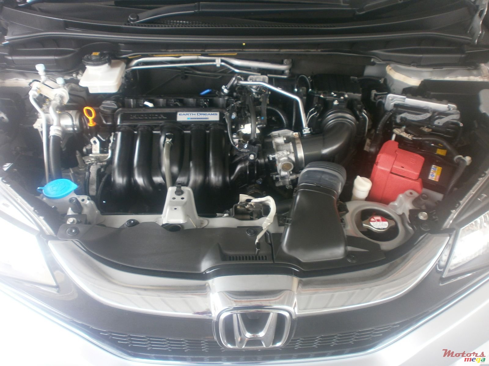 2016' Honda Fit Hybrid photo #5