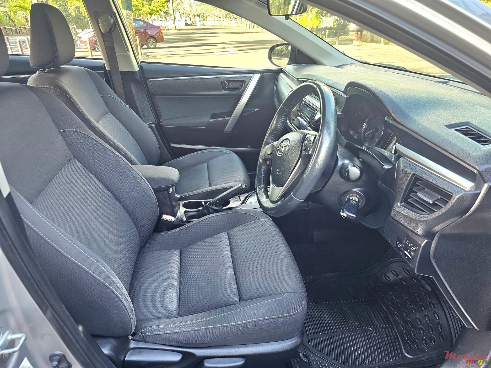 2016' Toyota Corolla photo #7