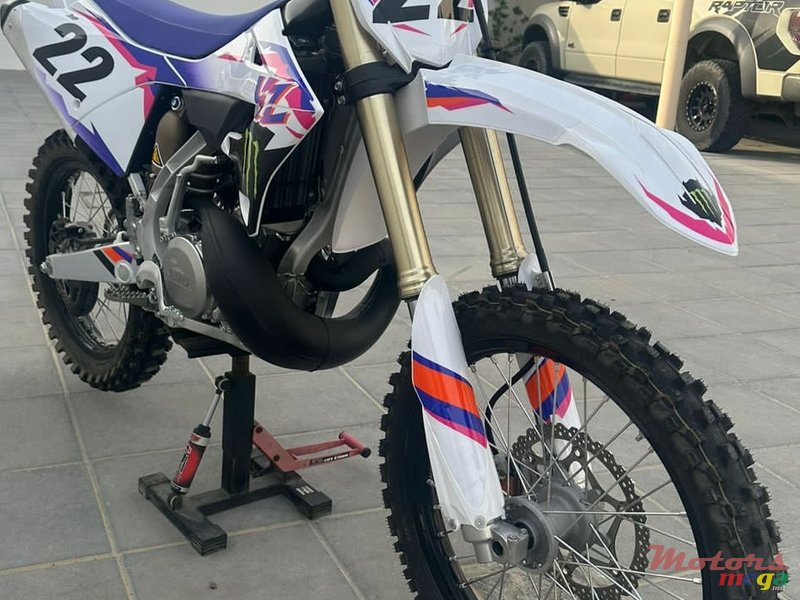 2024' Yamaha 2024 YZ250 Anniversary edition photo #1