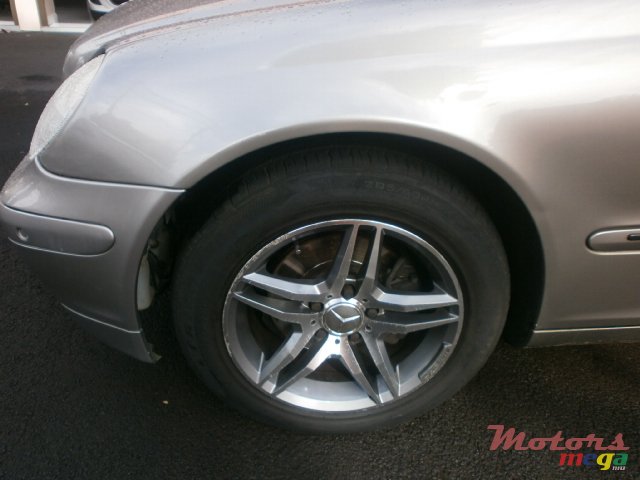 2004' Mercedes-Benz C180 Kompressor photo #2