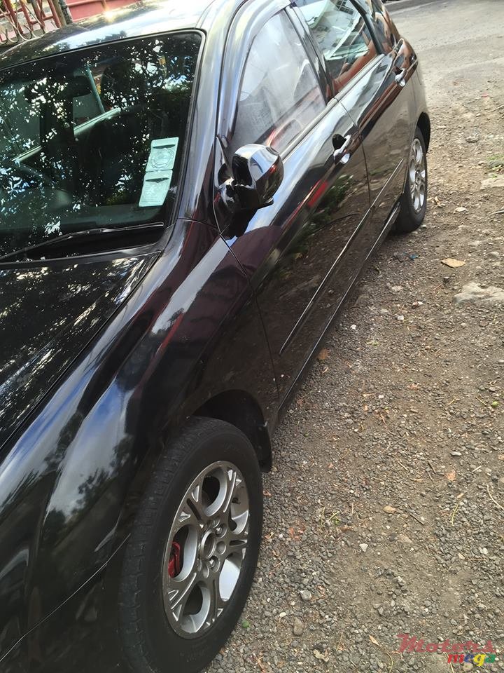 2005' Kia Cerato photo #5