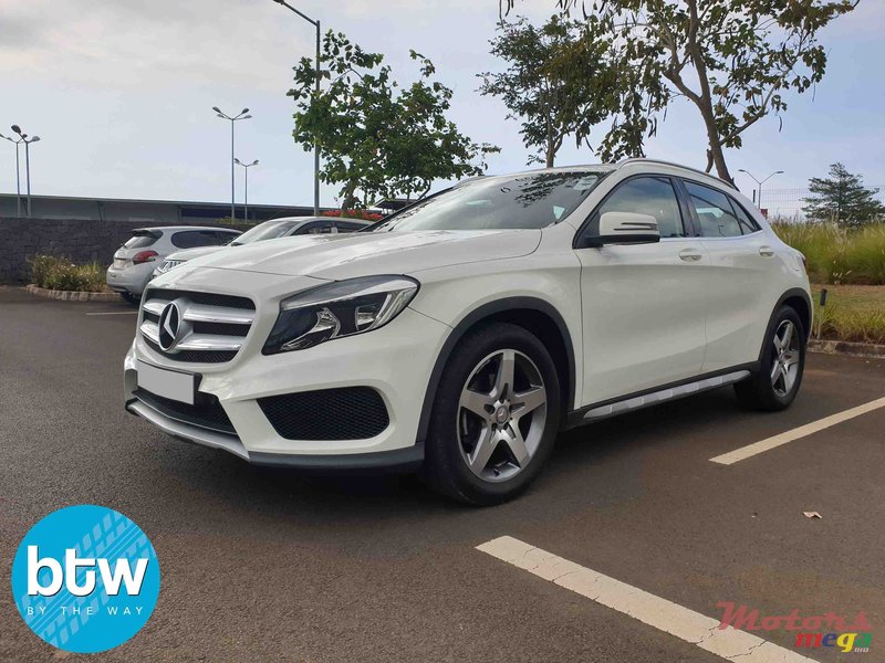 2016' Mercedes-Benz GLA-Class 200 AMG photo #2