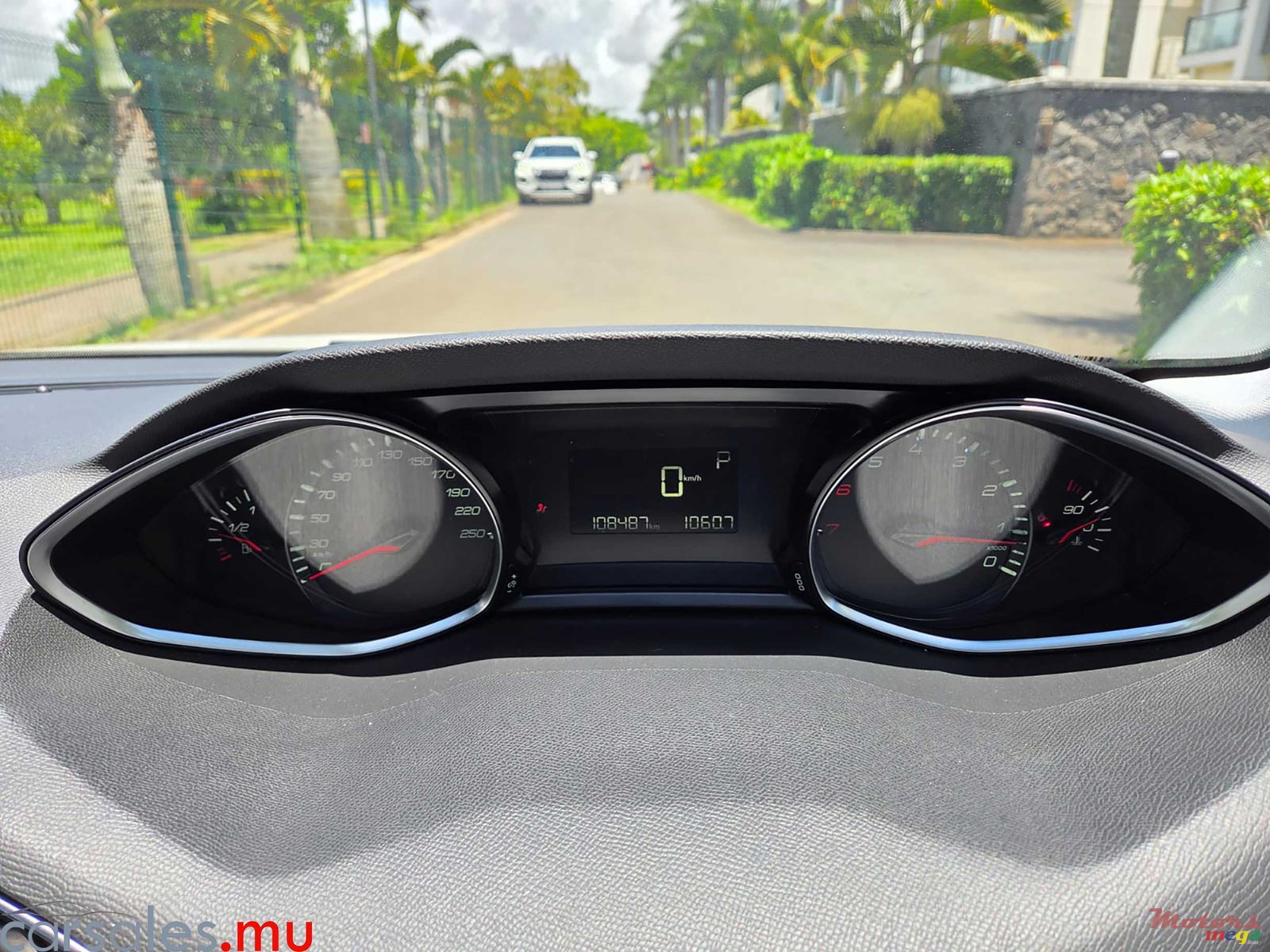 2018' Peugeot 308 1.6 Allure photo #7