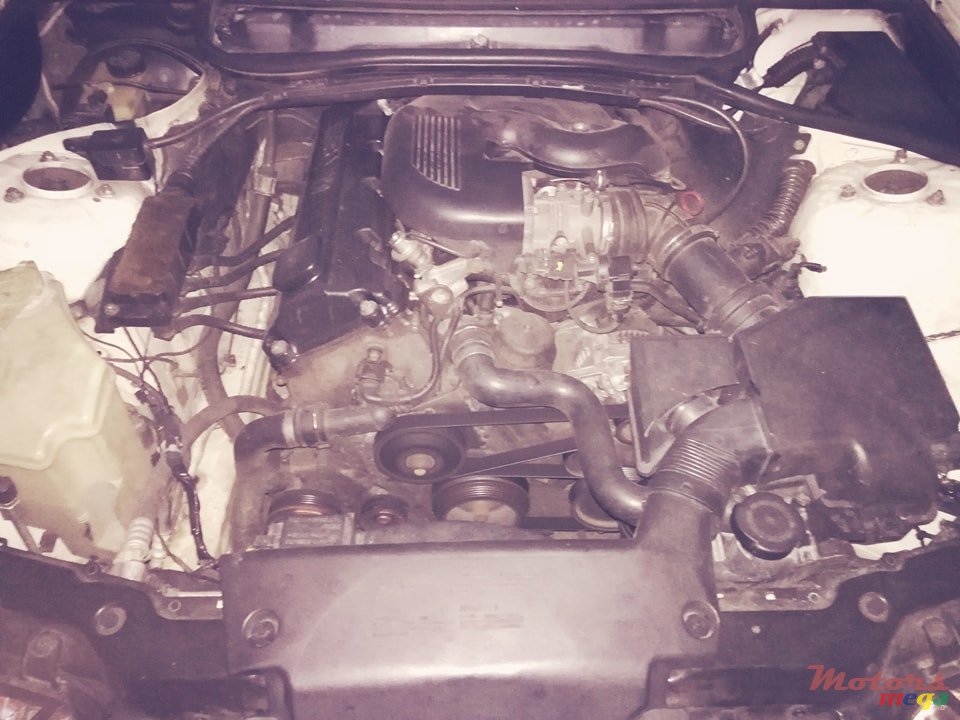 2001' BMW 3 Series E46 2000-2005 photo #5