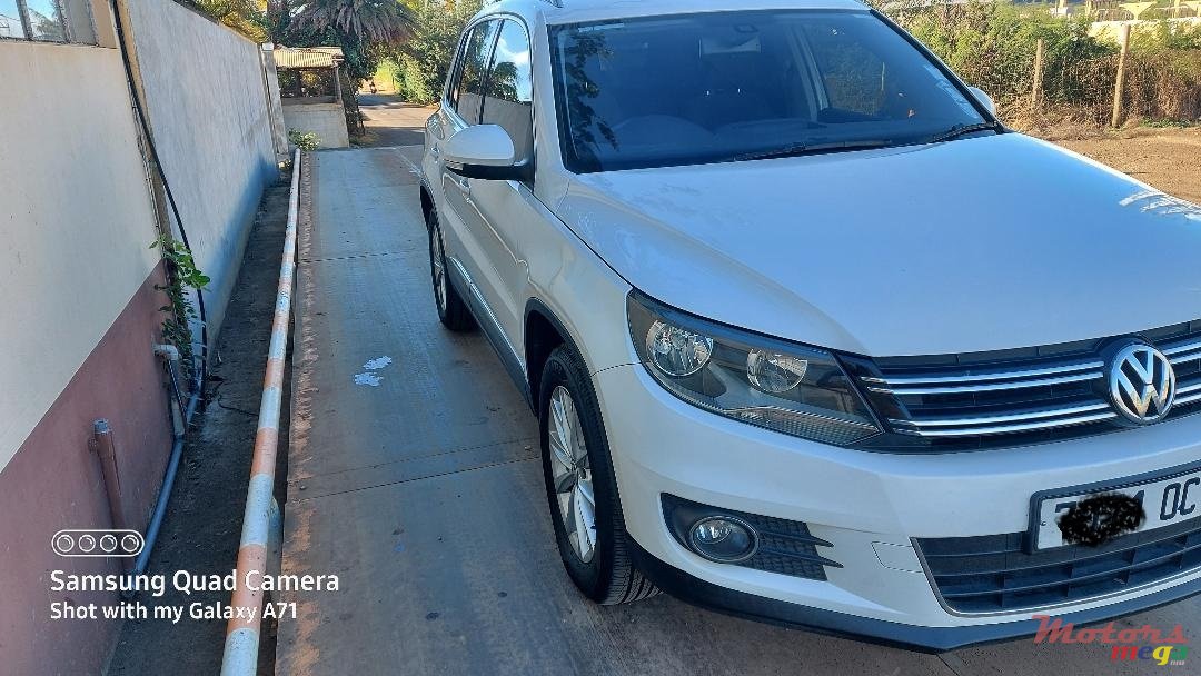 2013' Volkswagen Tiguan photo #4