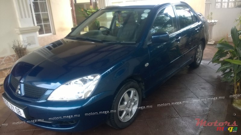 2008' Mitsubishi photo #1