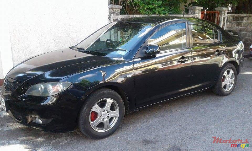 2005' Mazda 3 photo #2