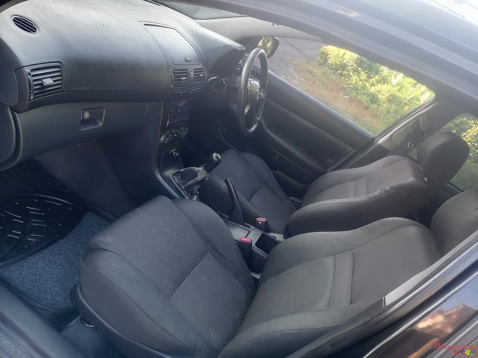 2008' Toyota Avensis photo #6