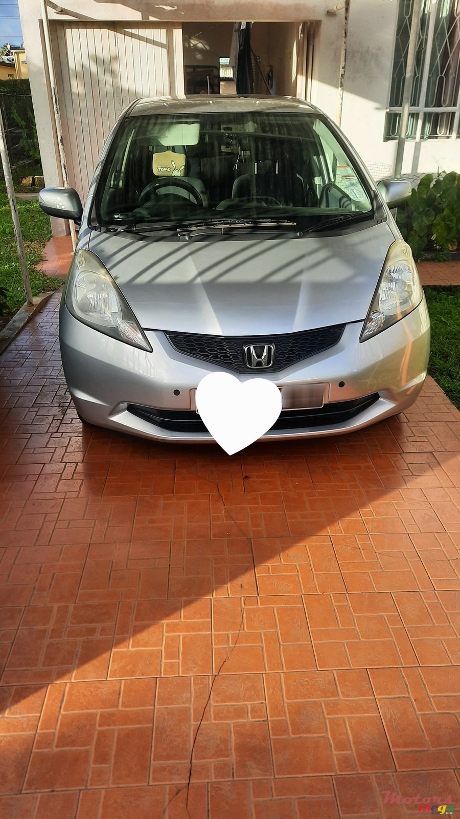 2010' Honda Fit photo #1