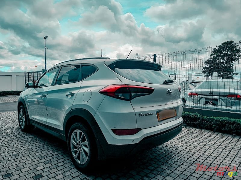 2016' Hyundai Tucson photo #2