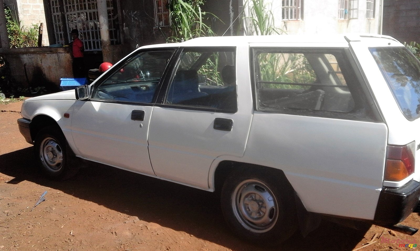 1988' Mitsubishi Lancer photo #1