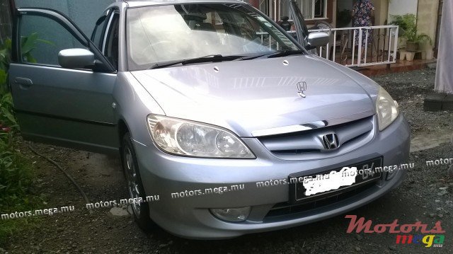 2004' Honda photo #1