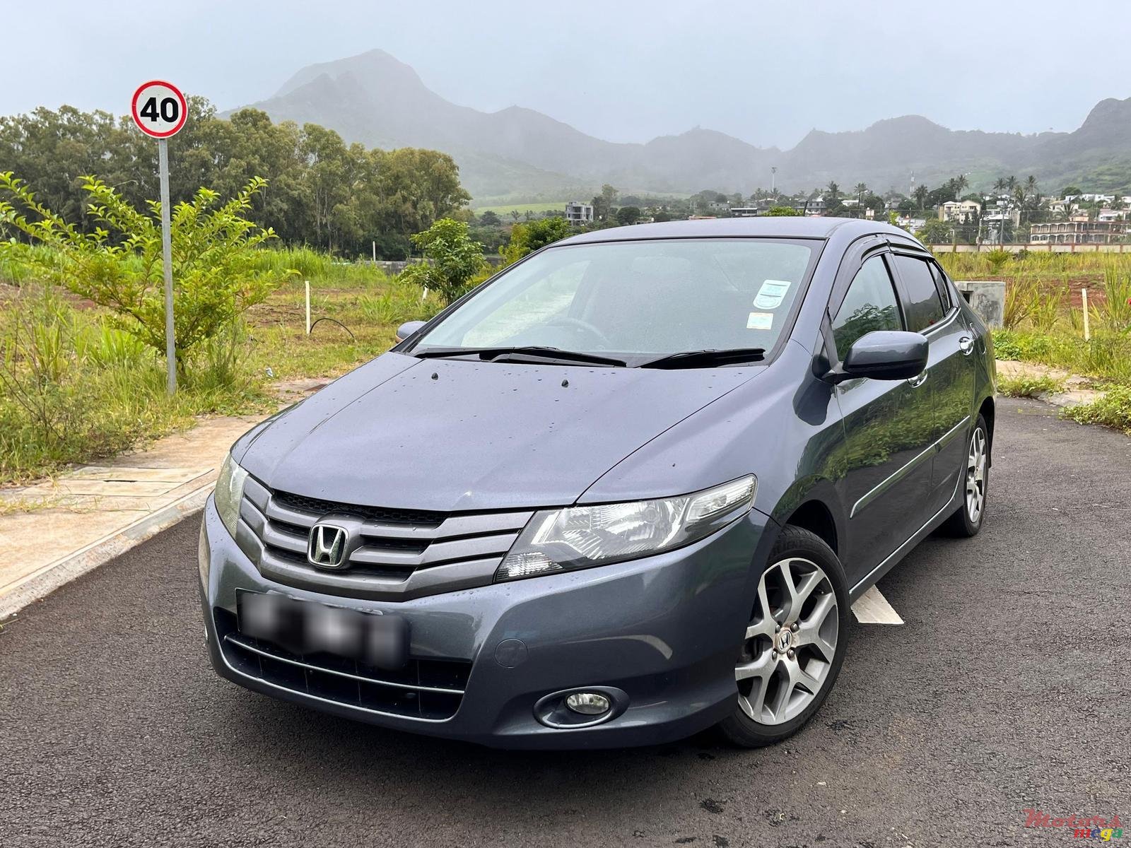 2010' Honda City photo #1