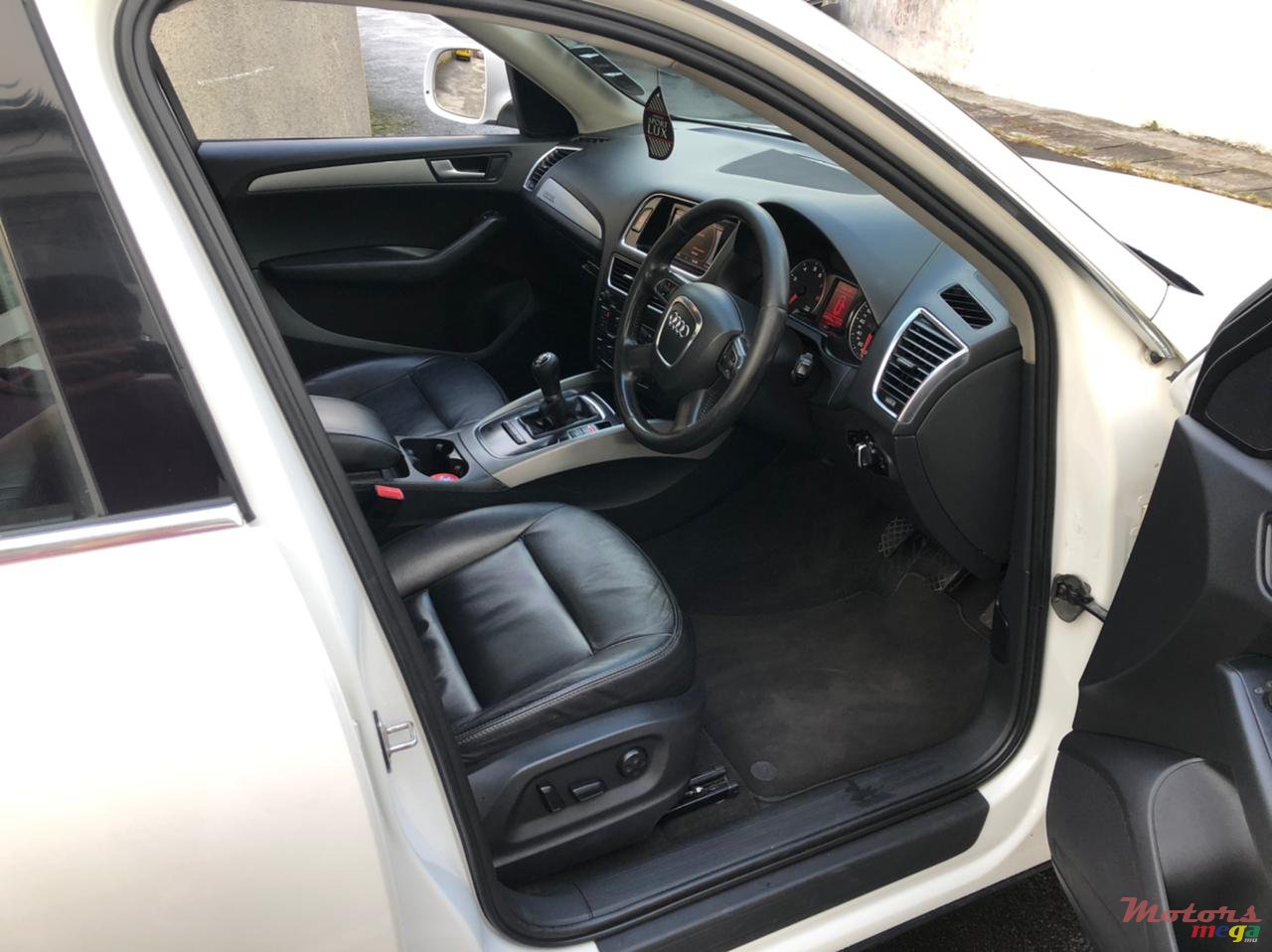 2012' Audi Q5 photo #4