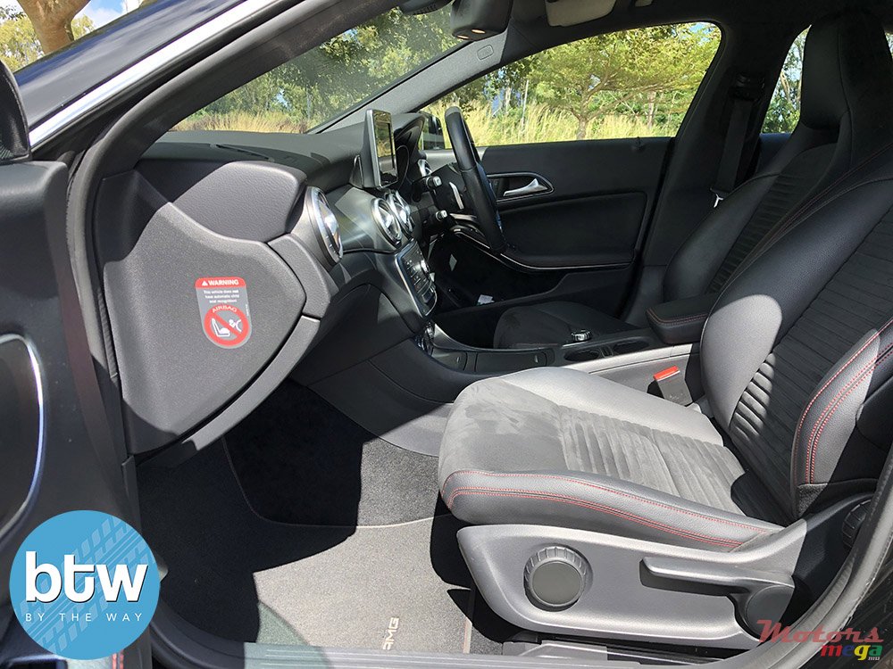 2015' Mercedes-Benz CLA 200 photo #4