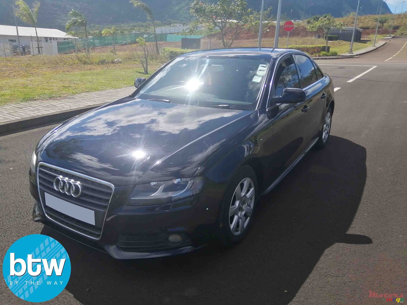 2010' Audi A4 photo #2