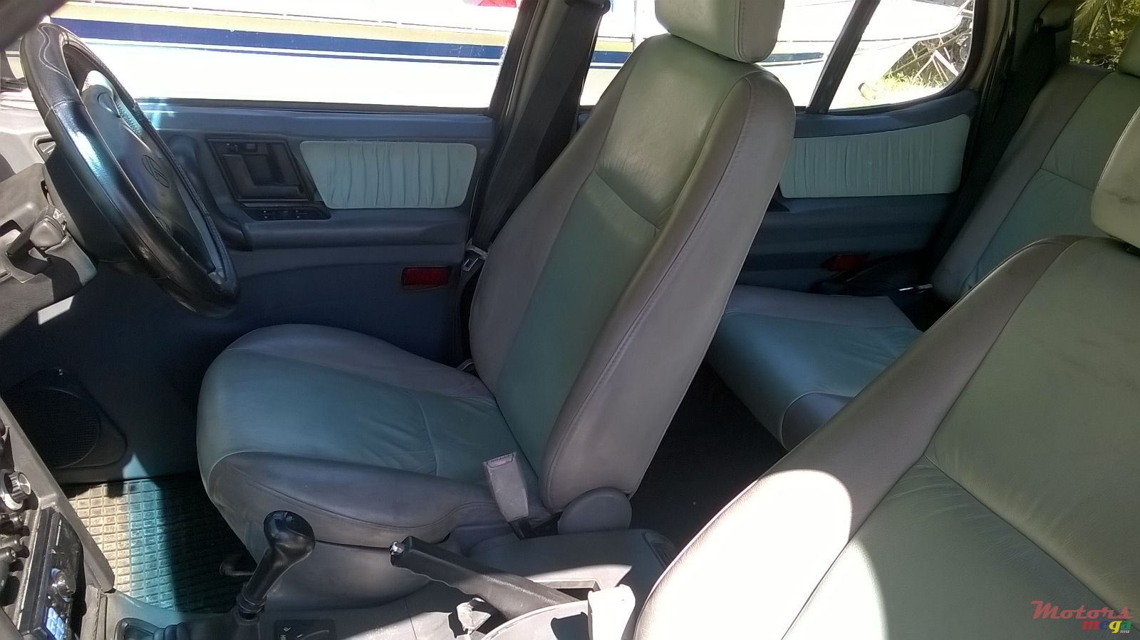 2000' Tata Safari photo #3