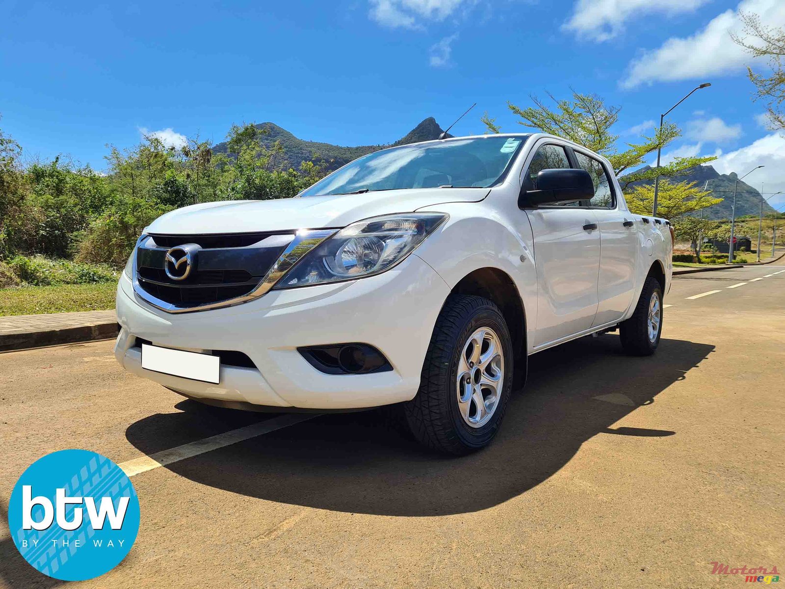 2017' Mazda BT50 photo #2