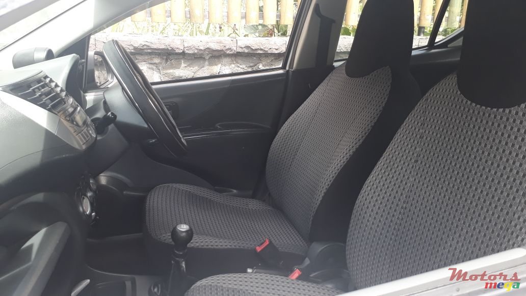 2012' Suzuki Celerio photo #4