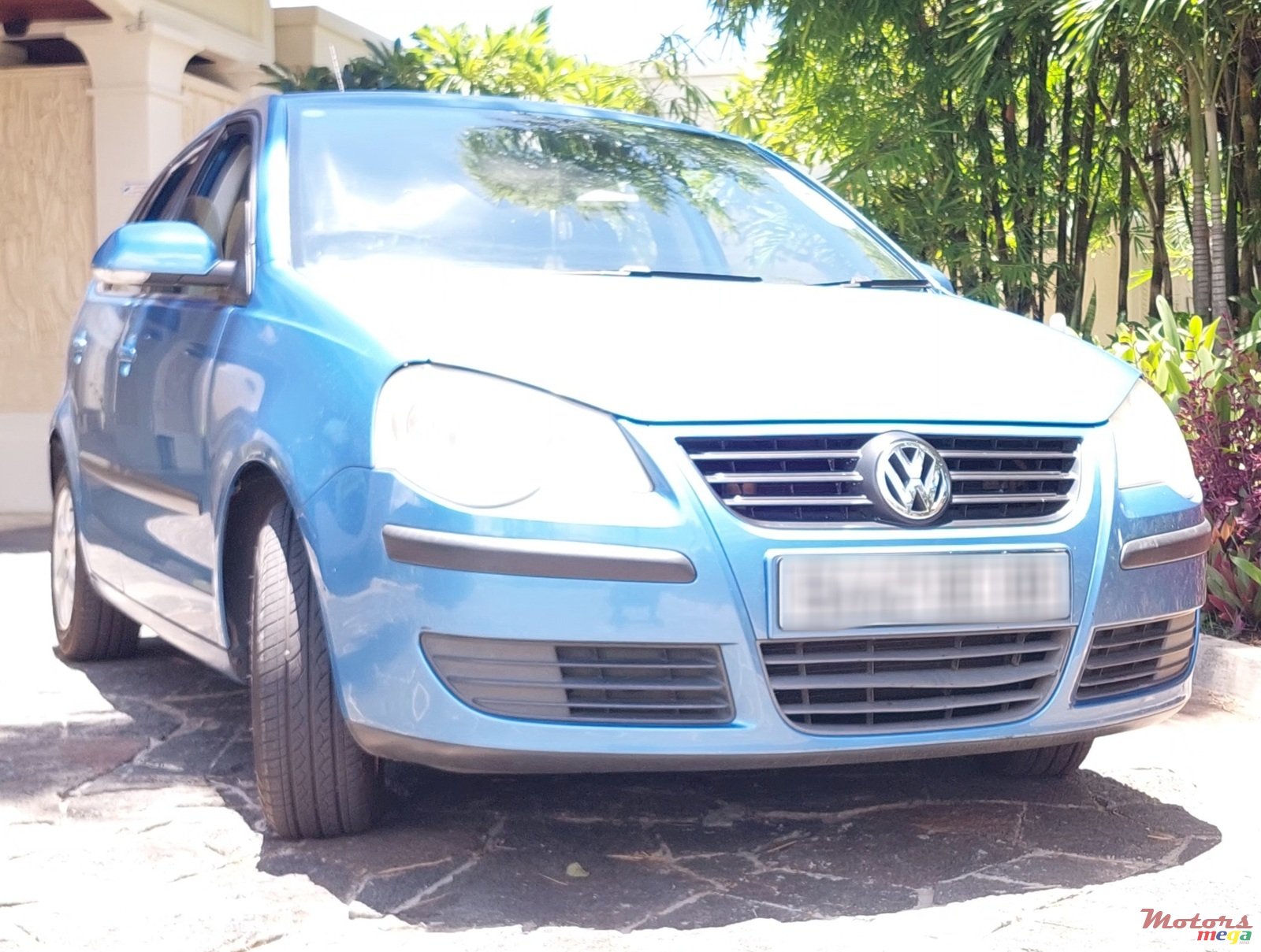 2008' Volkswagen Polo photo #3