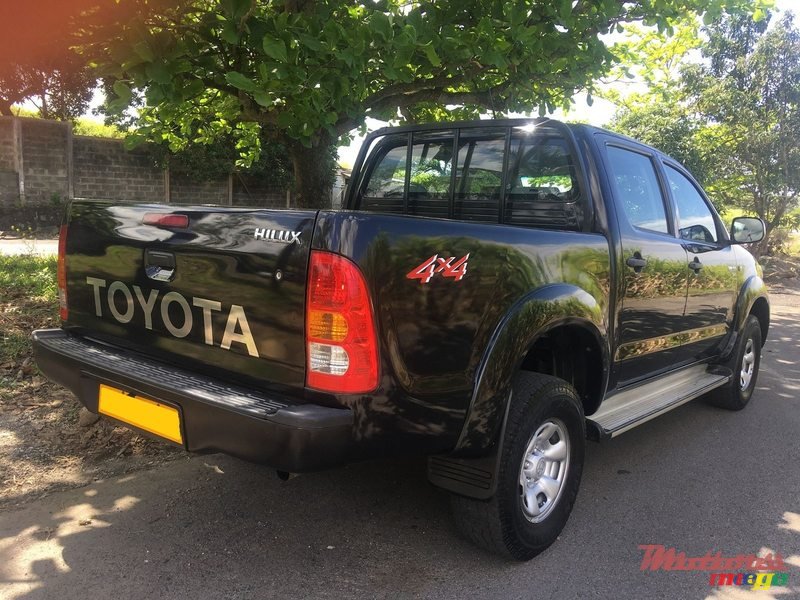 2009' Toyota Hilux JAPAN D4D TDi photo #3