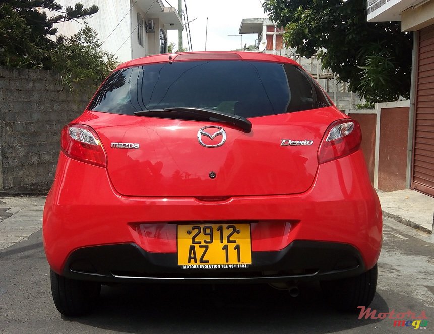 2011' Mazda Demio photo #4